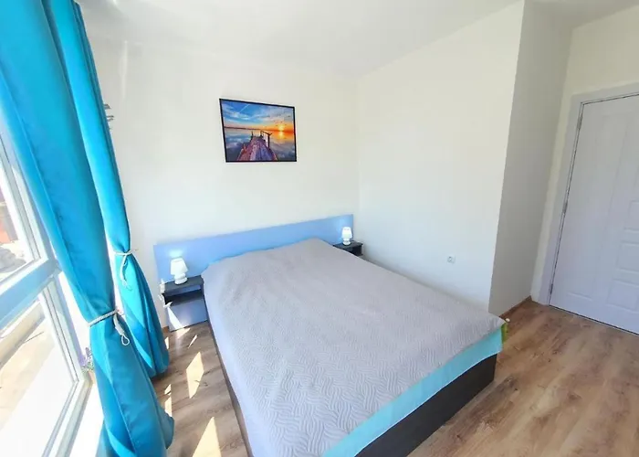 Neptun-blue Apartment